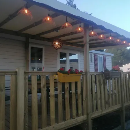 Campsite Mobil Au Des Reves Lattes