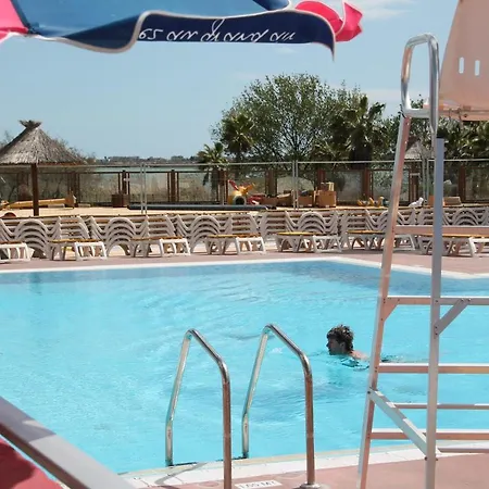 Campsite Mobil Au Des Reves Lattes